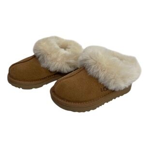 UGG® Tazzelle Slipper - Little Kid / Big Kid - Chestnut -Size 9